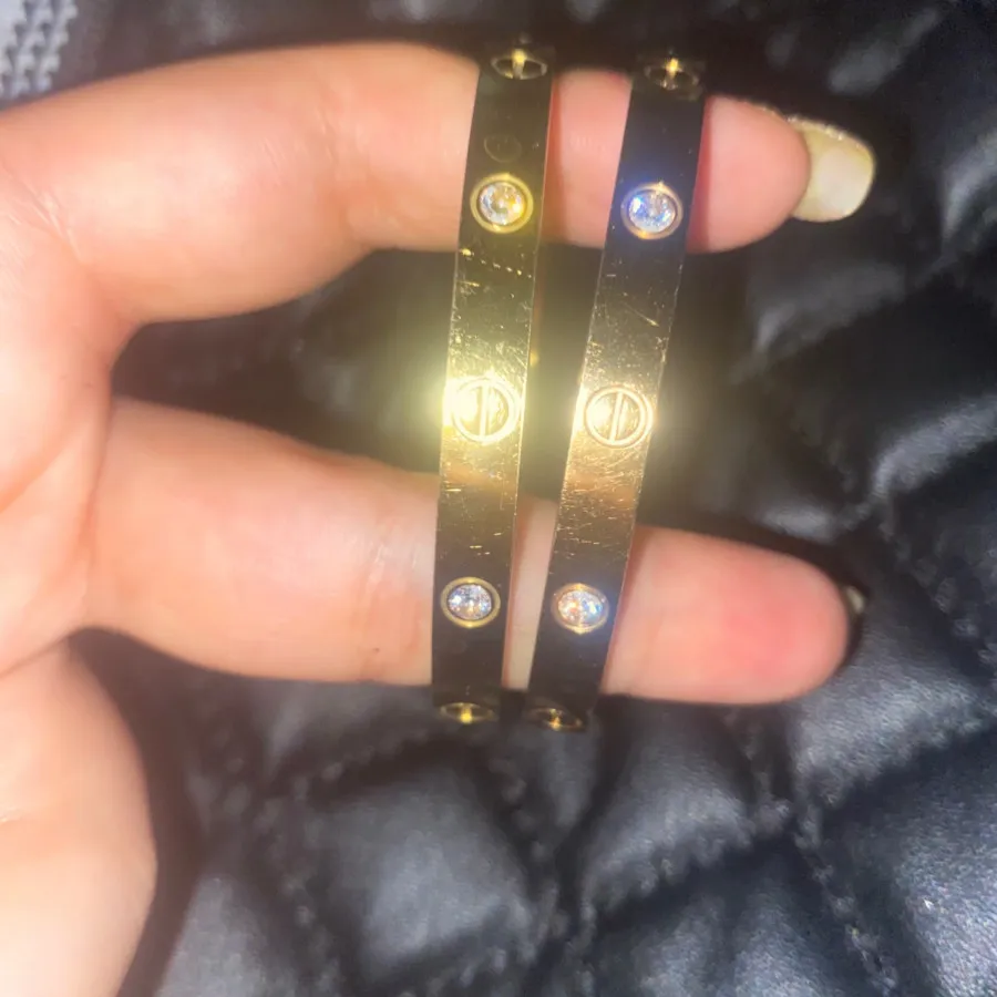 دستبند کارتیر