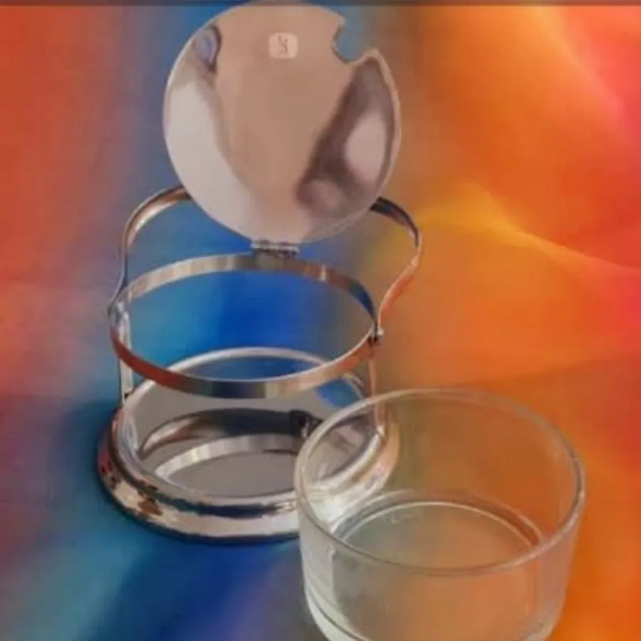 یک جفت مربا خوری و عسل خو