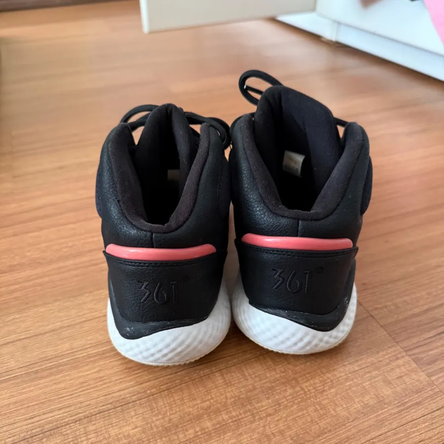 کتونی 361 اورجینال