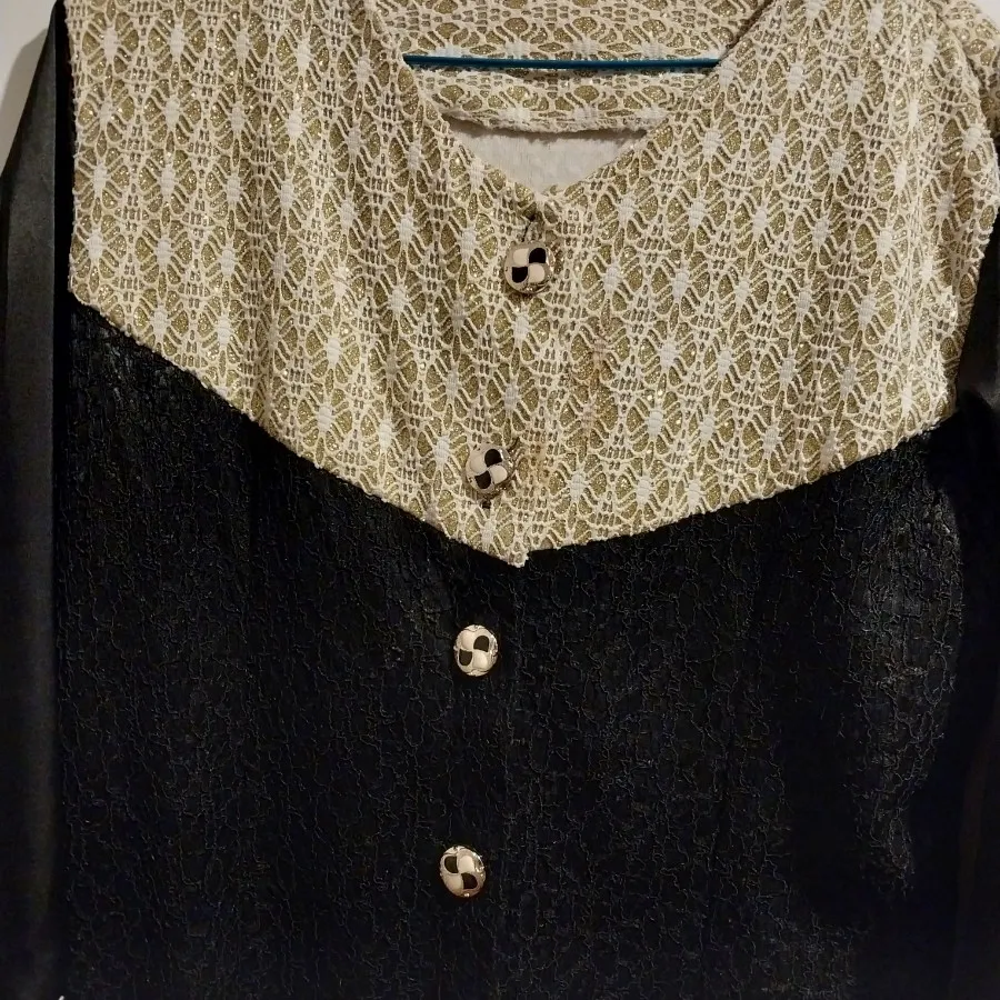 مانتو مشکی طلایی