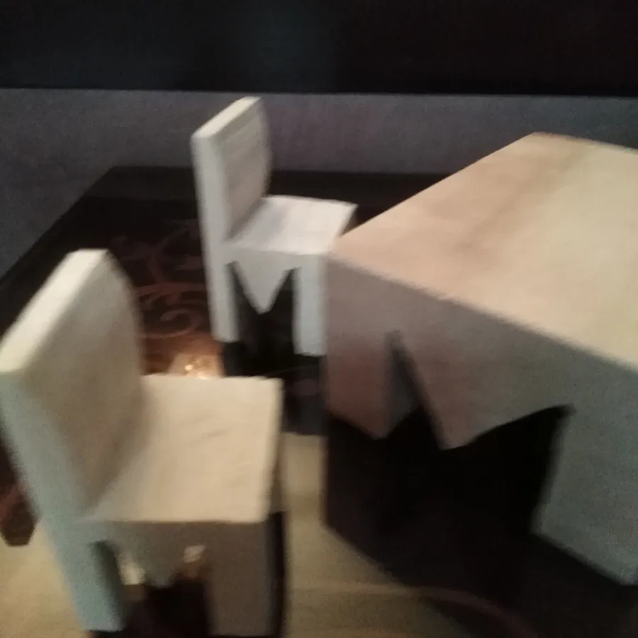 میزو صندلی چوبی