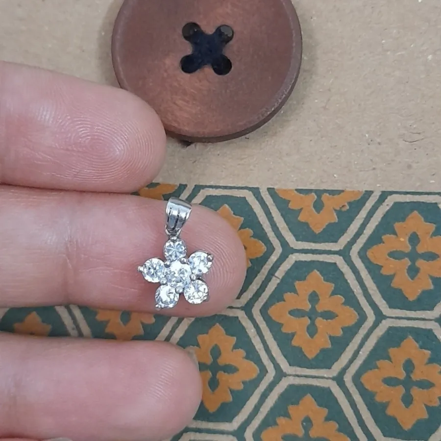 پلاک و زنجیر نقره