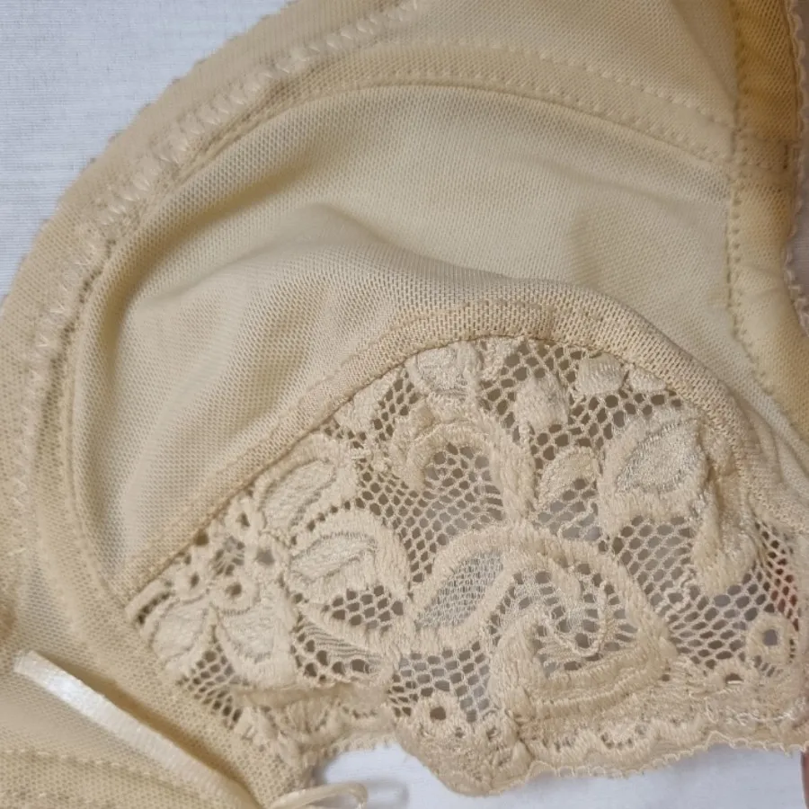 سوتین فنر دار