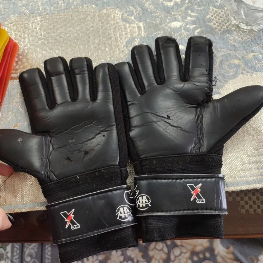 دستکش دروازه‌بانی