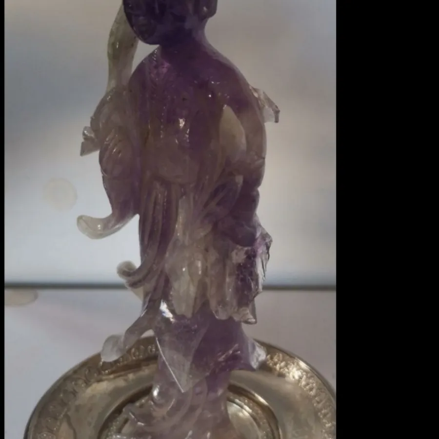 مجسمه سنگ آمیتیست