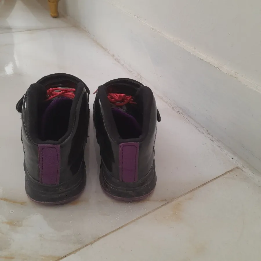 کفش اسپرت ورنی