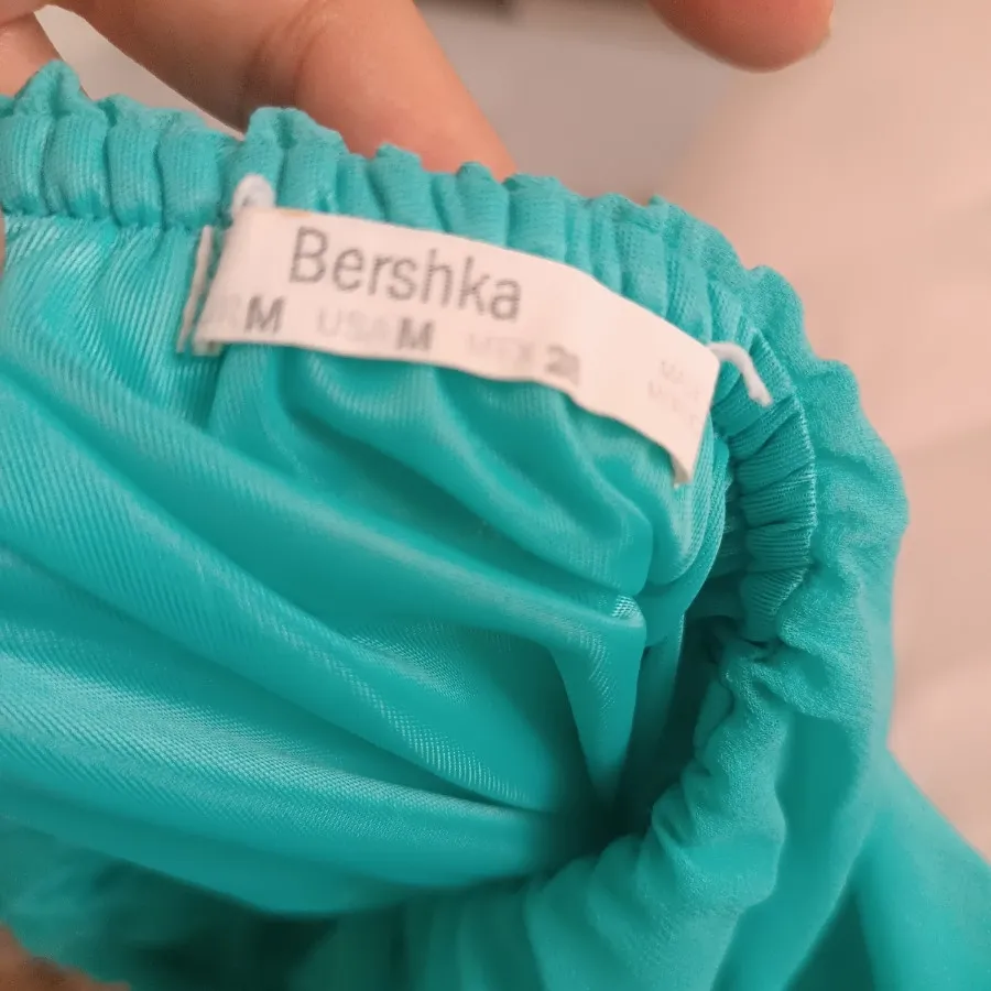 پیراهن دکلته Bershka