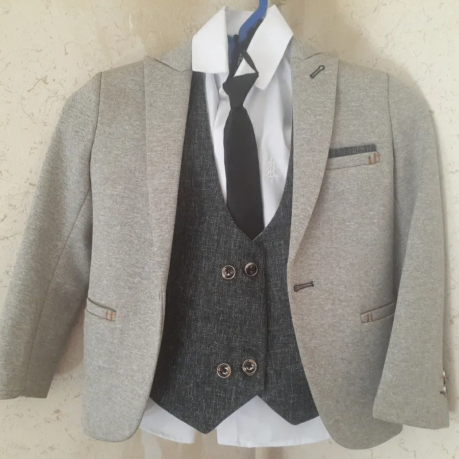 ست کت و شلوار