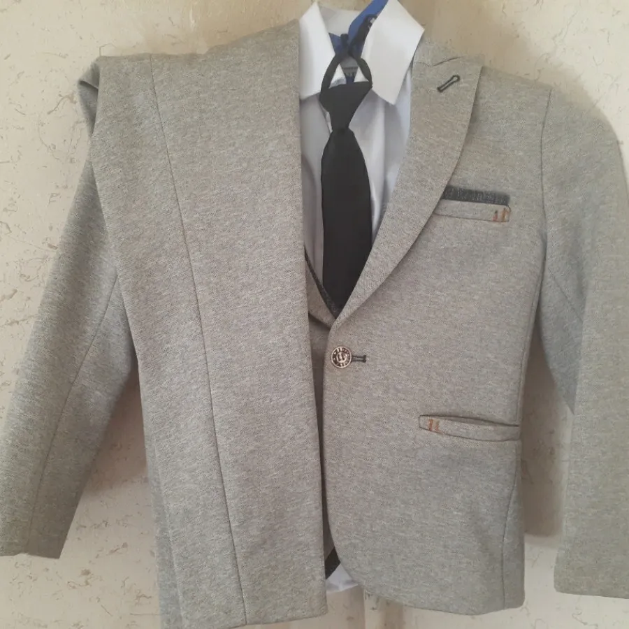 ست کت و شلوار