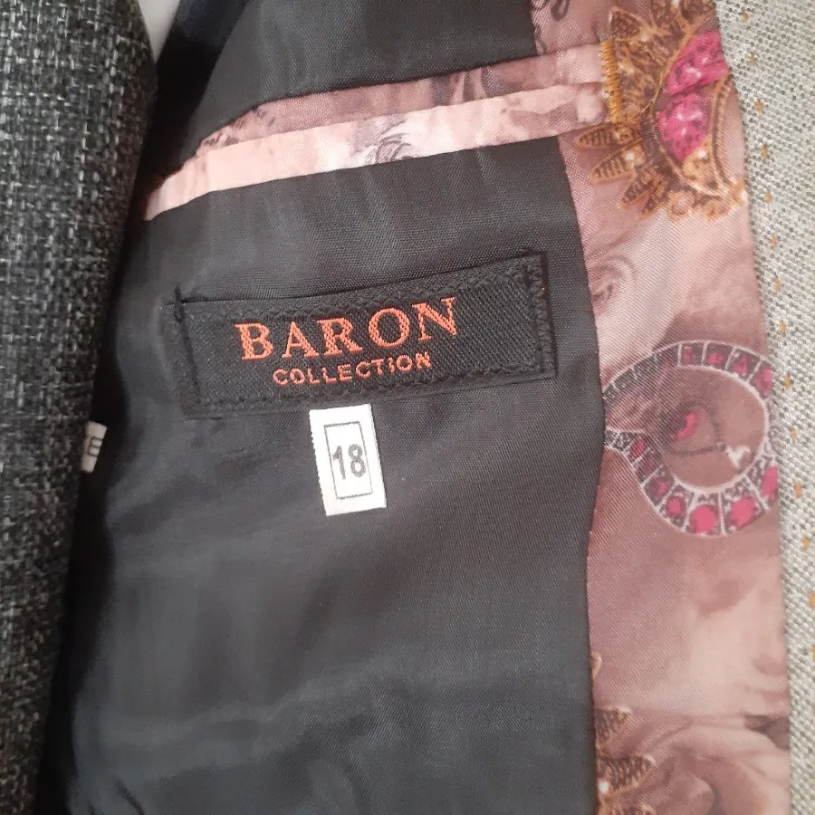 ست کت و شلوار