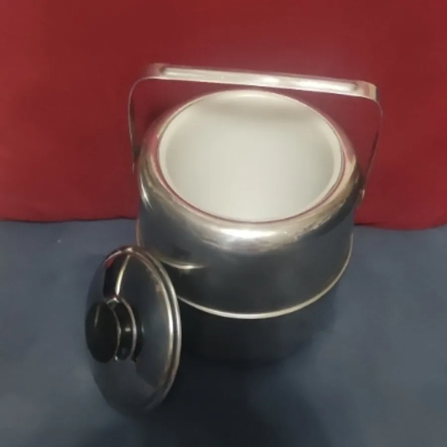 یخدان قدیمی و نوستالژی