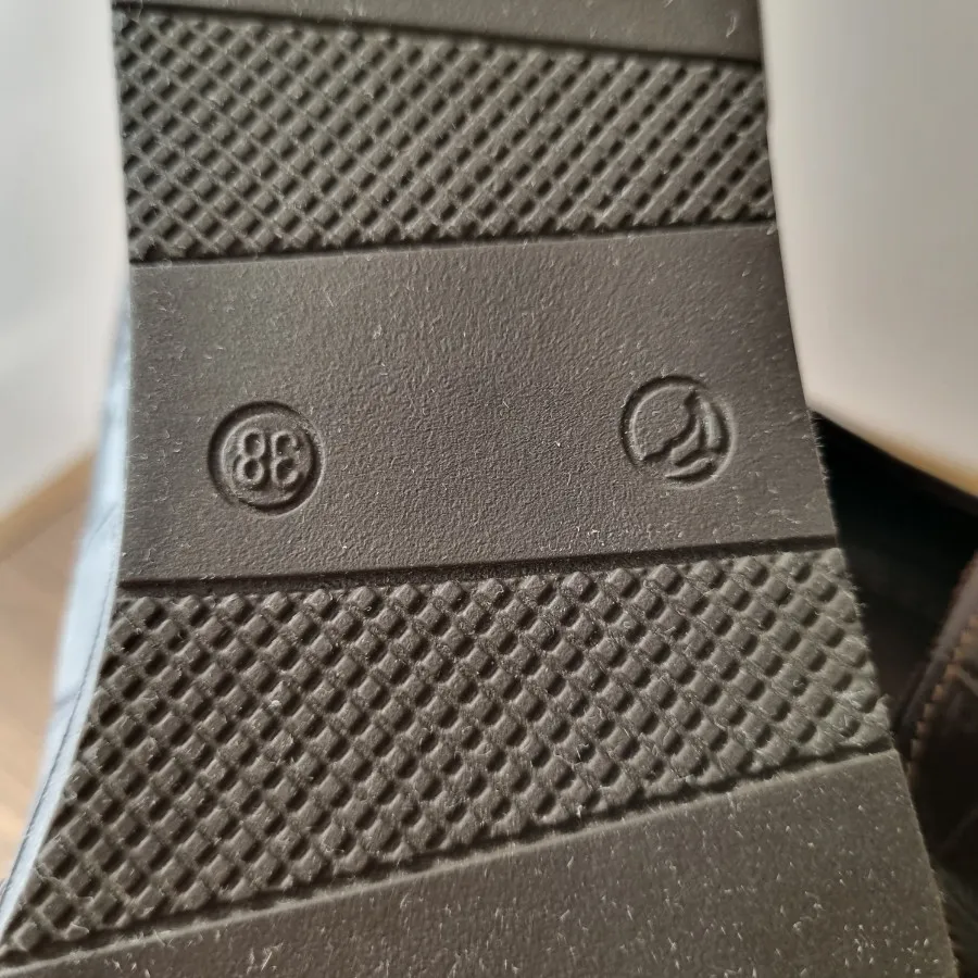 کفش چرم مشهد