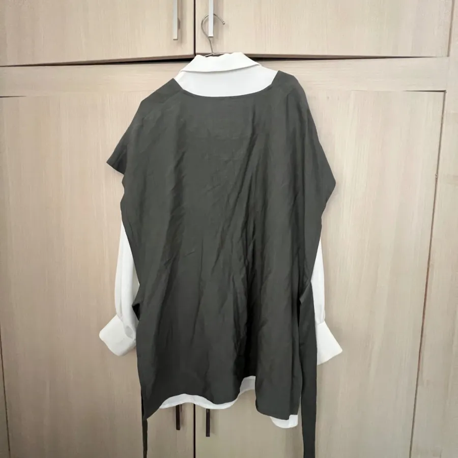 شومیز و وست