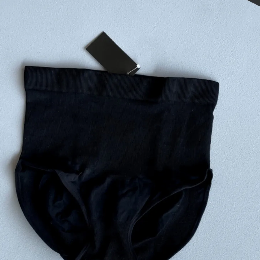 شورت گنی اویاندا