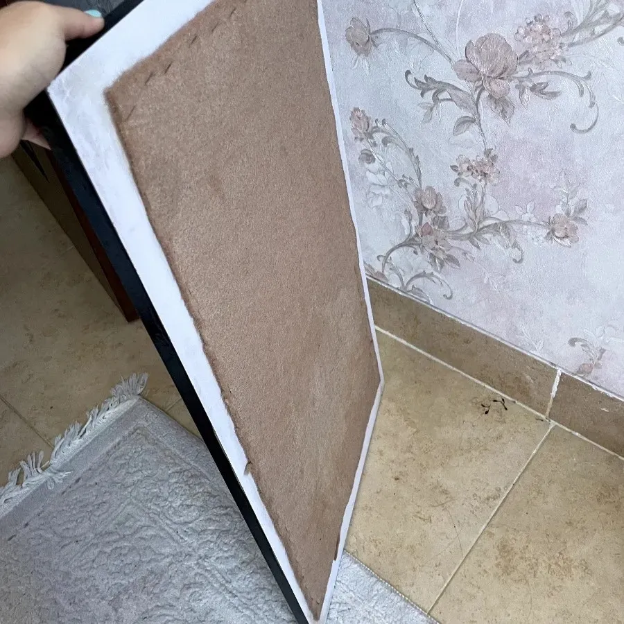 قاب عکس یا تابلو اعلانات