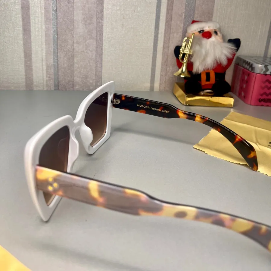 عینک آفتابی