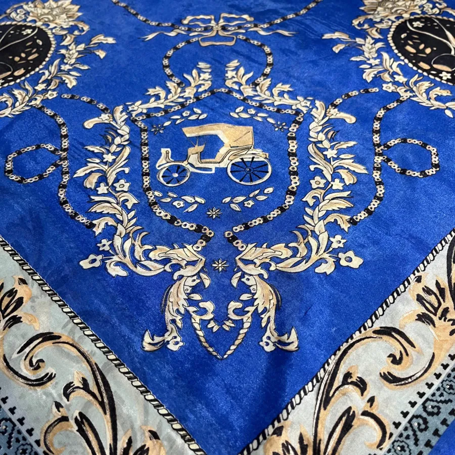 روسری آبی کاربنی