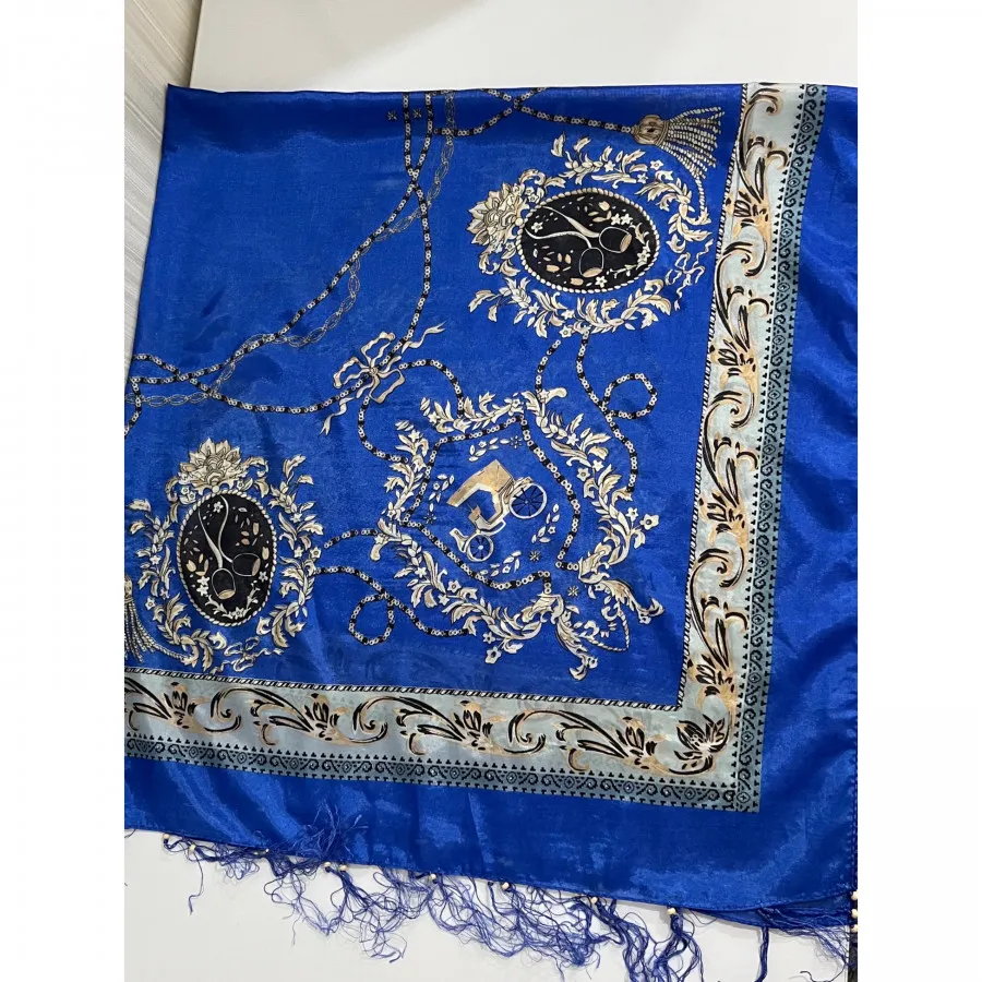 روسری آبی کاربنی