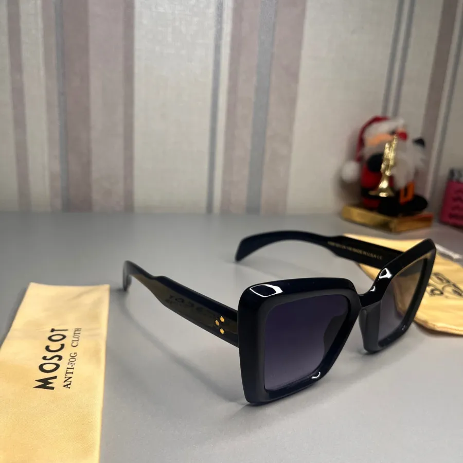 عینک آفتابی