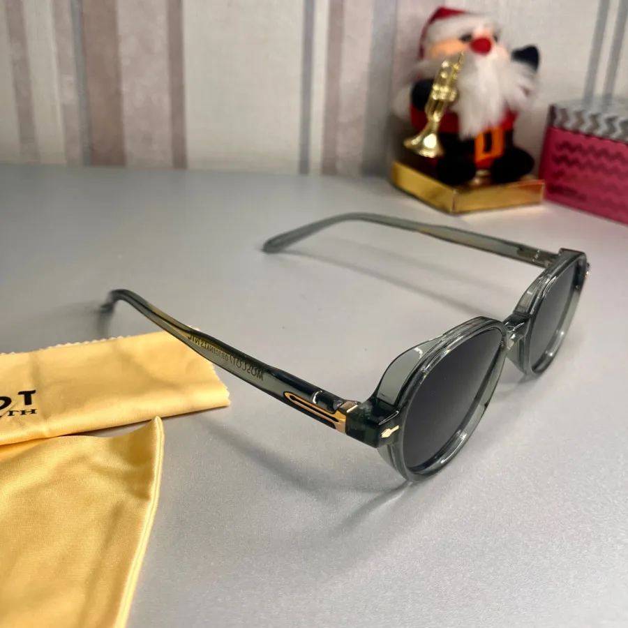 عینک آفتابی