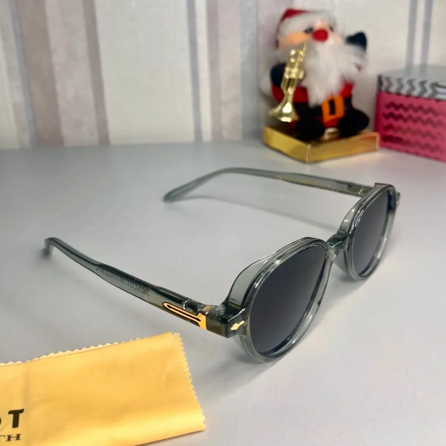 عینک آفتابی