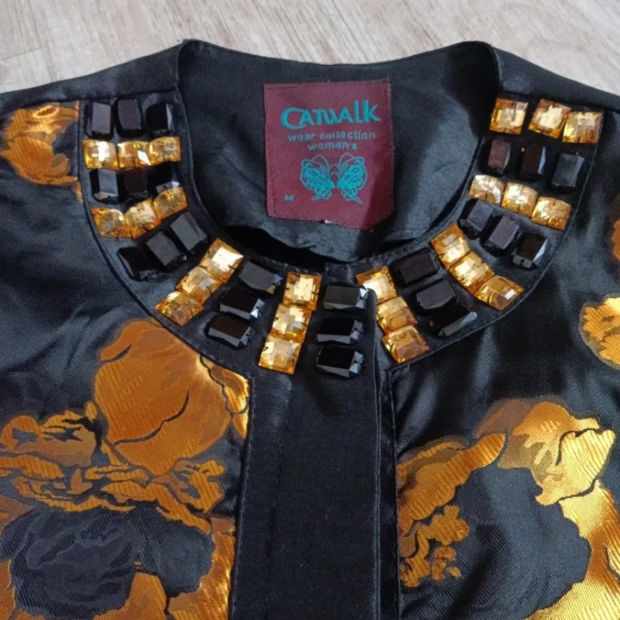 مانتو مزونی