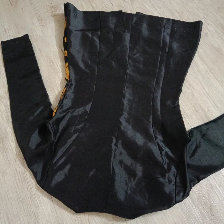 مانتو مزونی