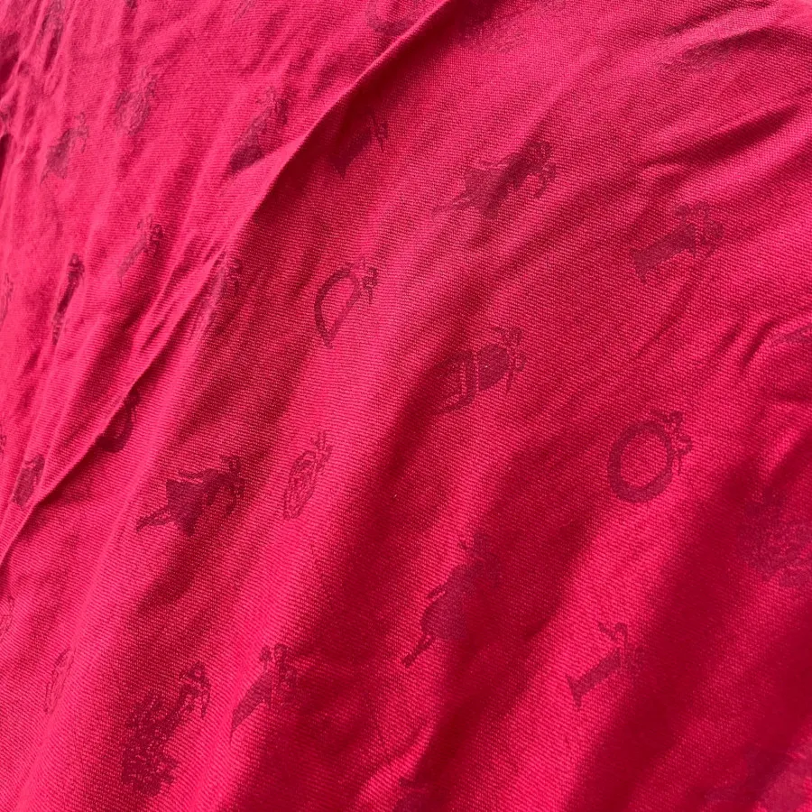 روسری مارک دیور