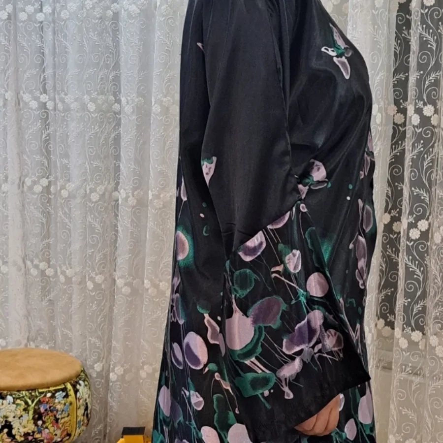 مانتو عبایی ساتن