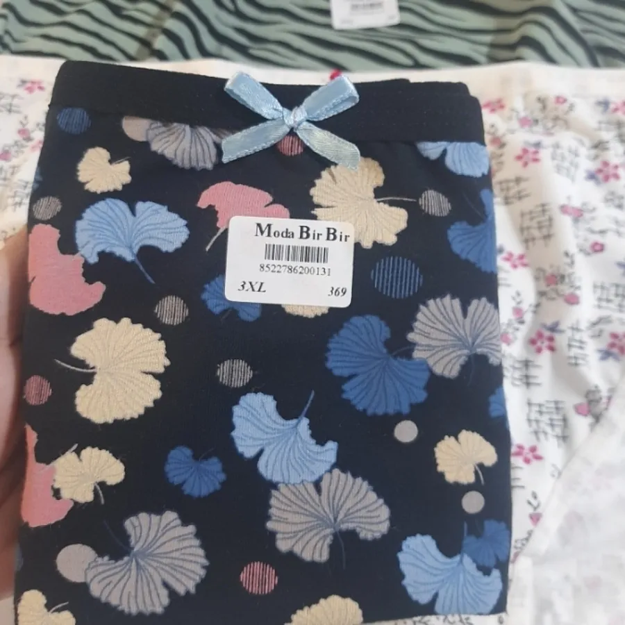 شورت نخی زنانه