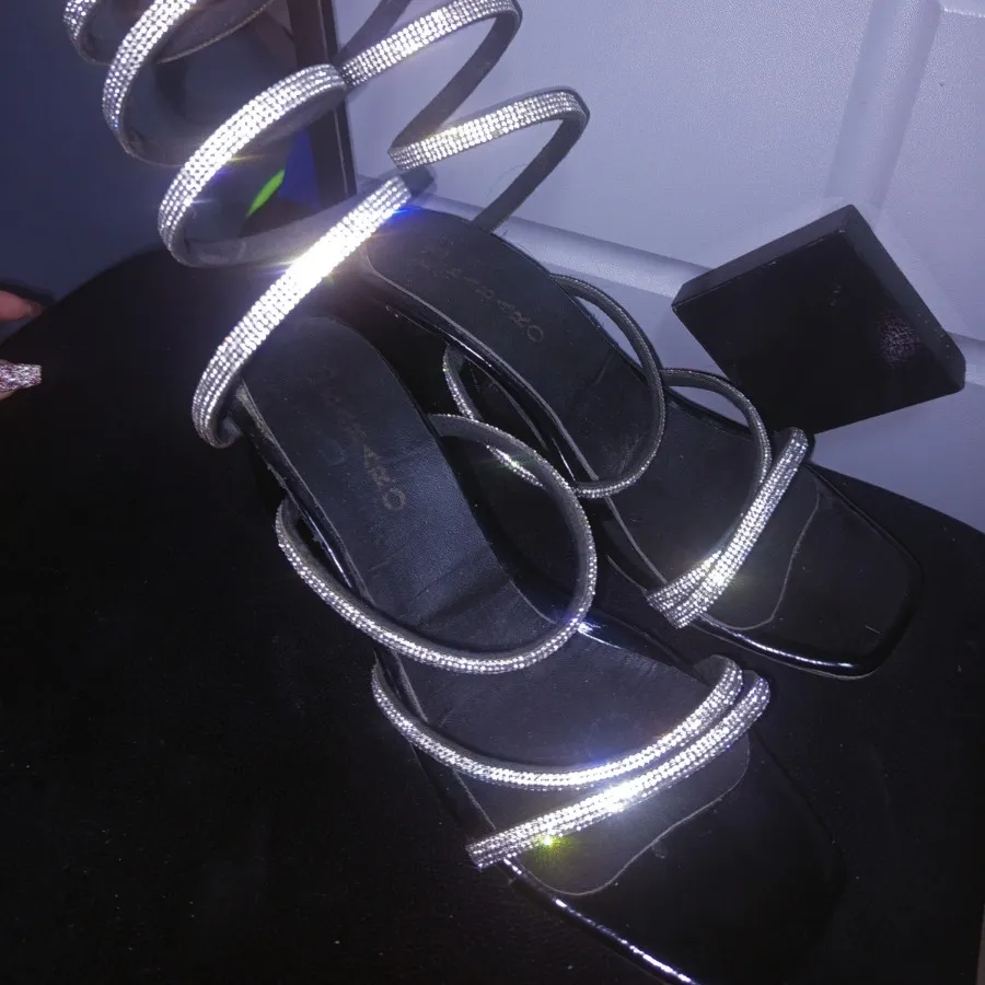 کفش ترند دور پا میپیچه