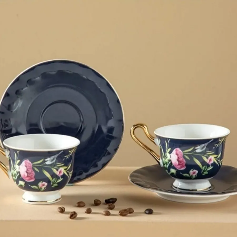 فنجان قهوه خوری