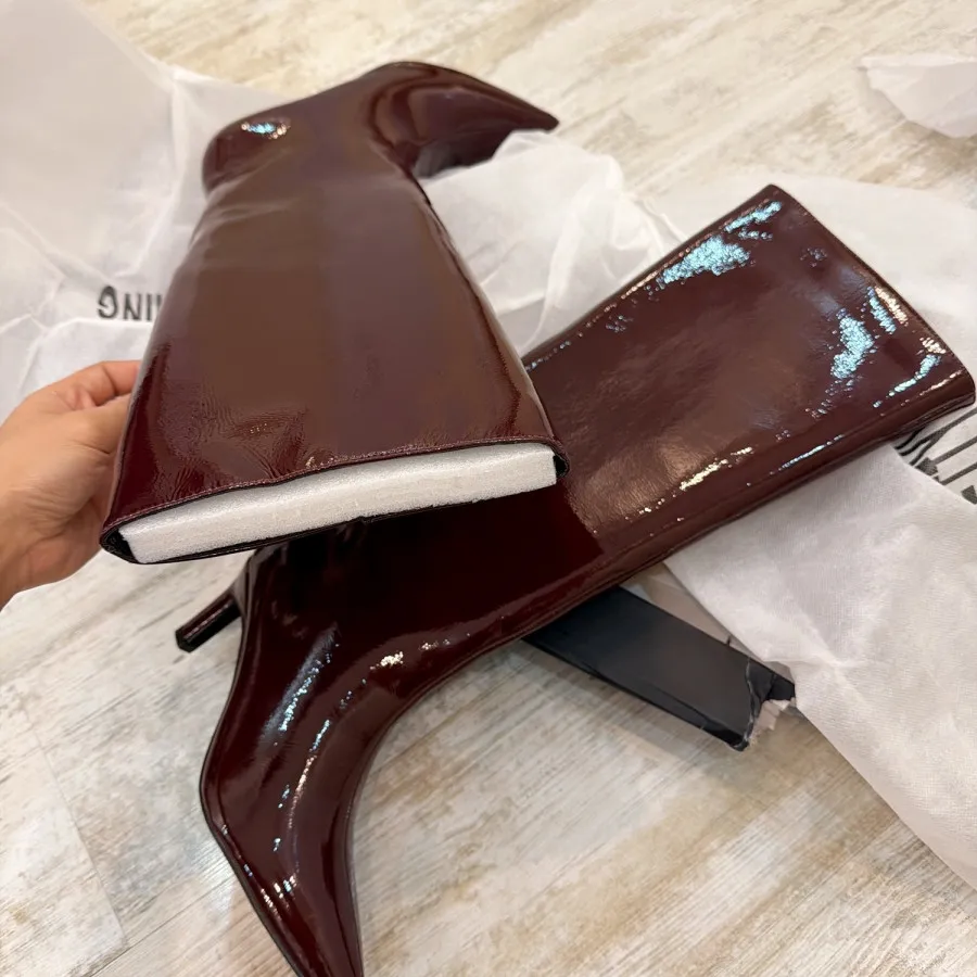 بوت برند انگلیسی