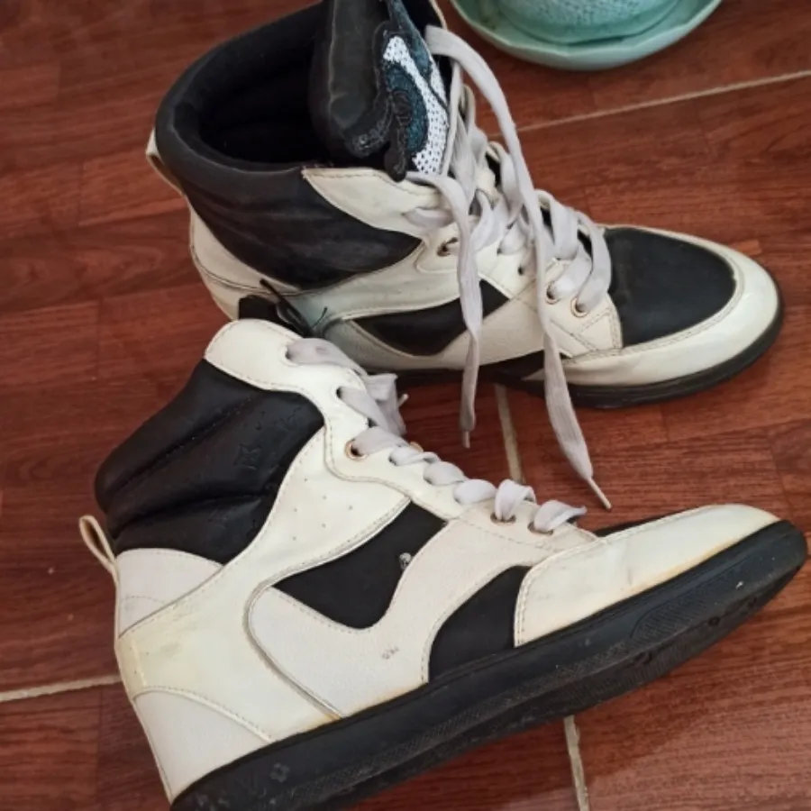 نیم بوت کتونی