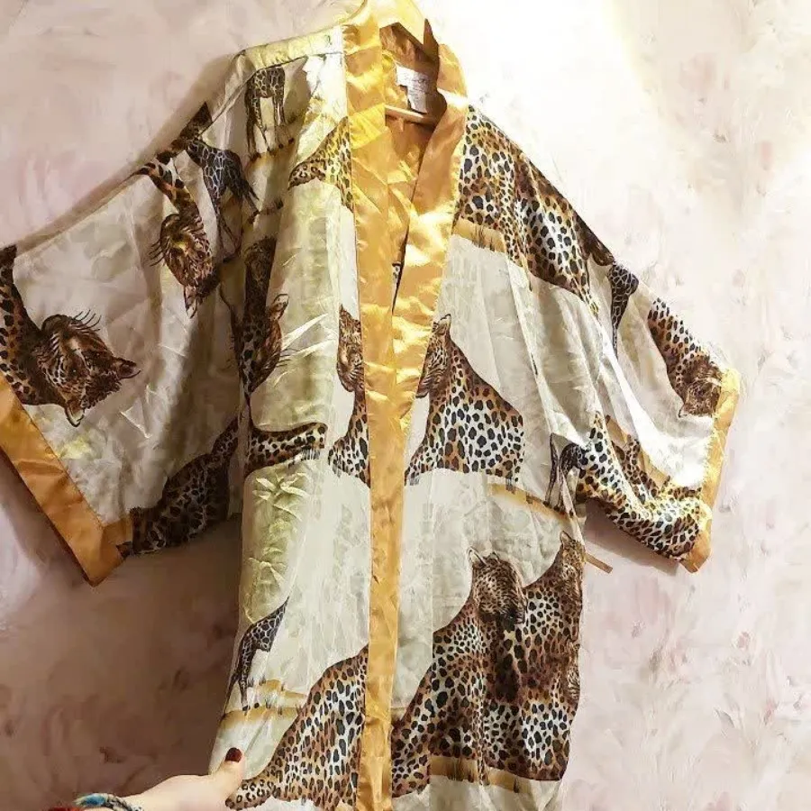 ست زیر و رو ربدوشامبر