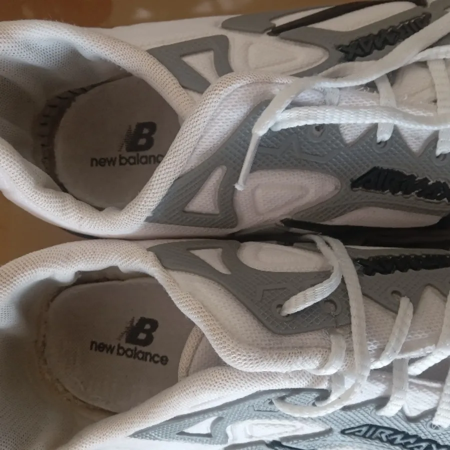 کفش کتانی مردانه