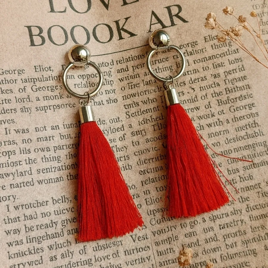 گوشواره ابریشمی