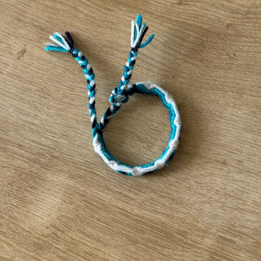 دستبند زنانه