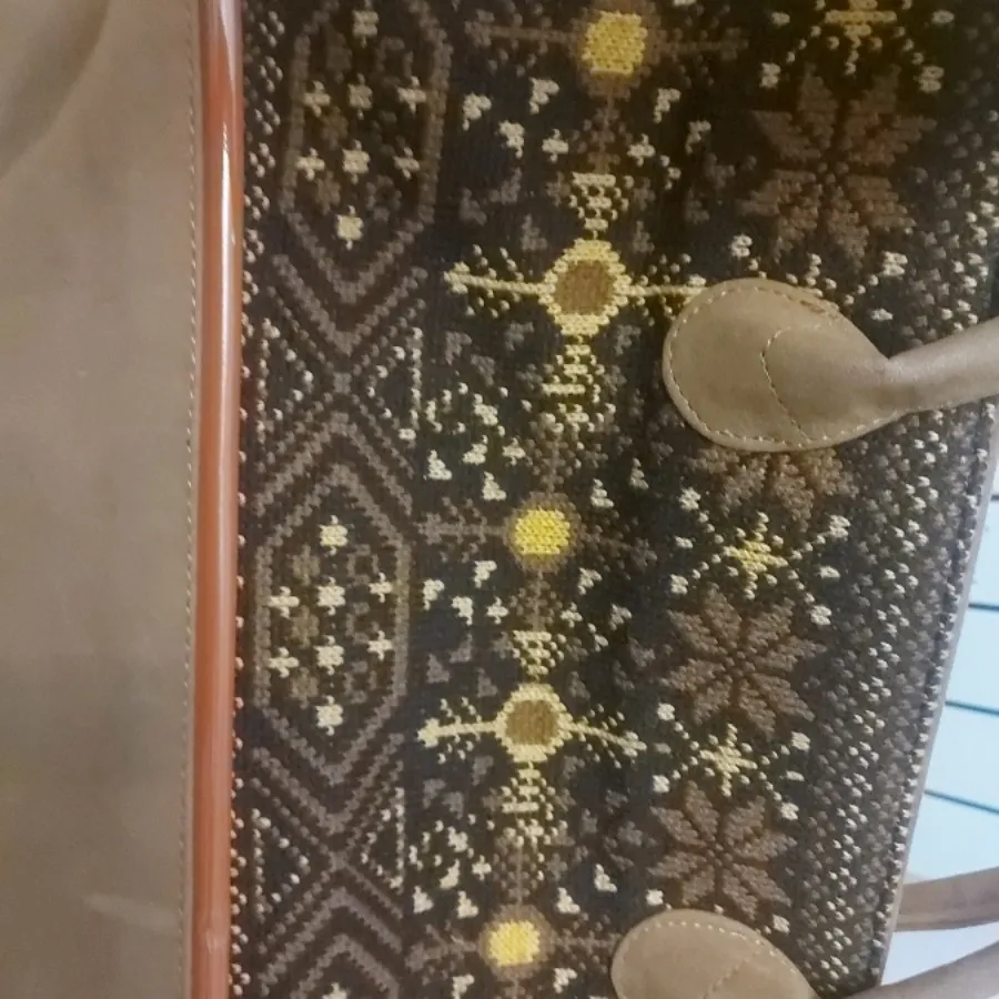 کیف جادار بافت