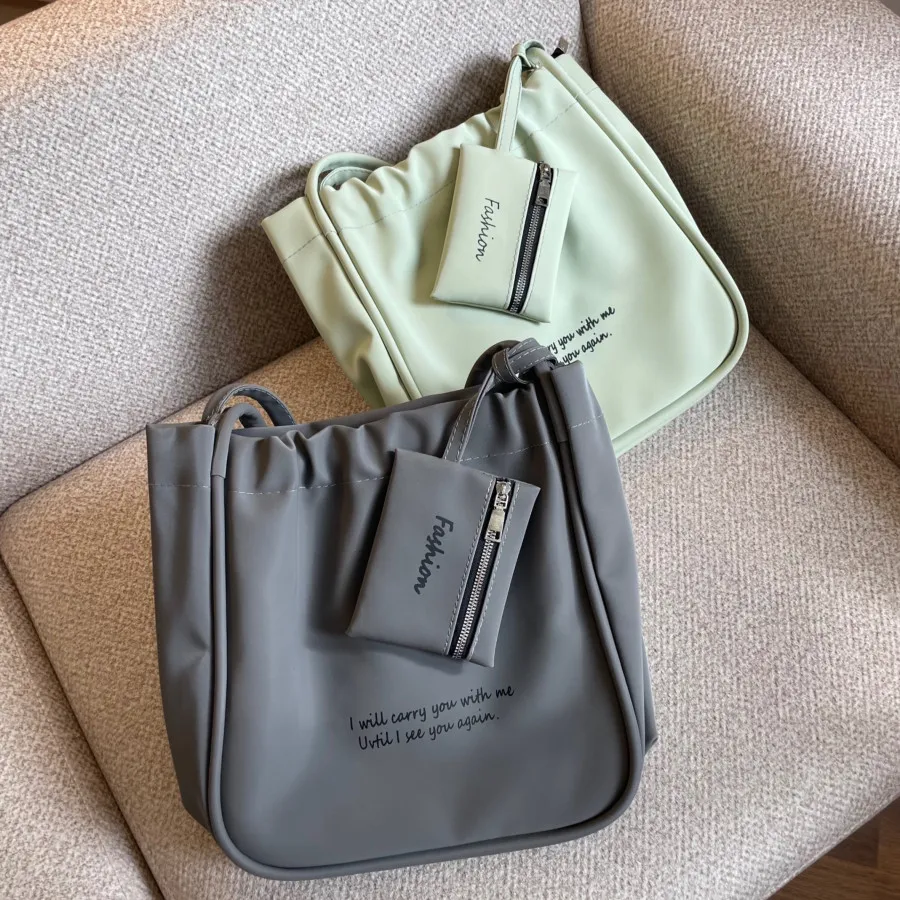 کیف دانشجویی نیلا