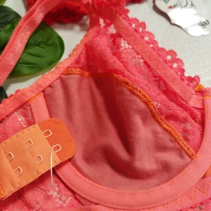 ست شورت و سوتین فنردار