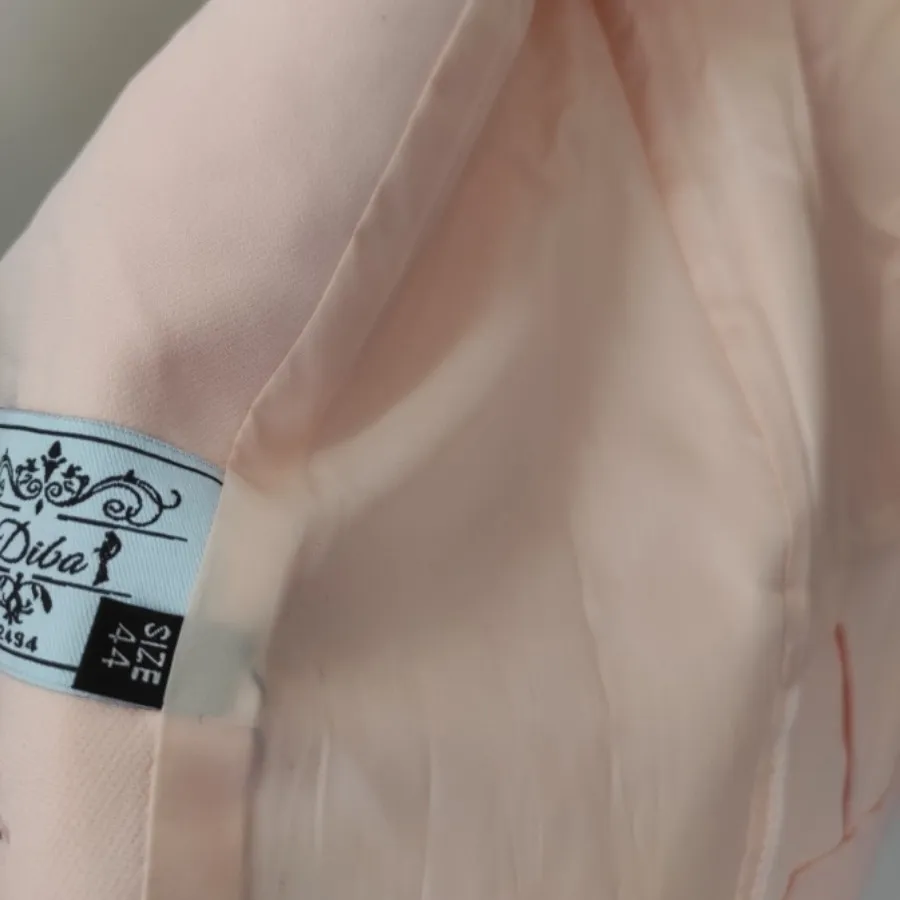 کت و شلوار همراه با تاپ