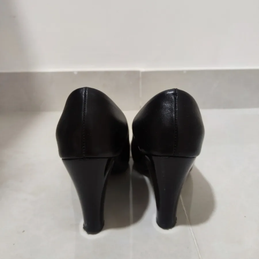 کفش پاشنه بلند