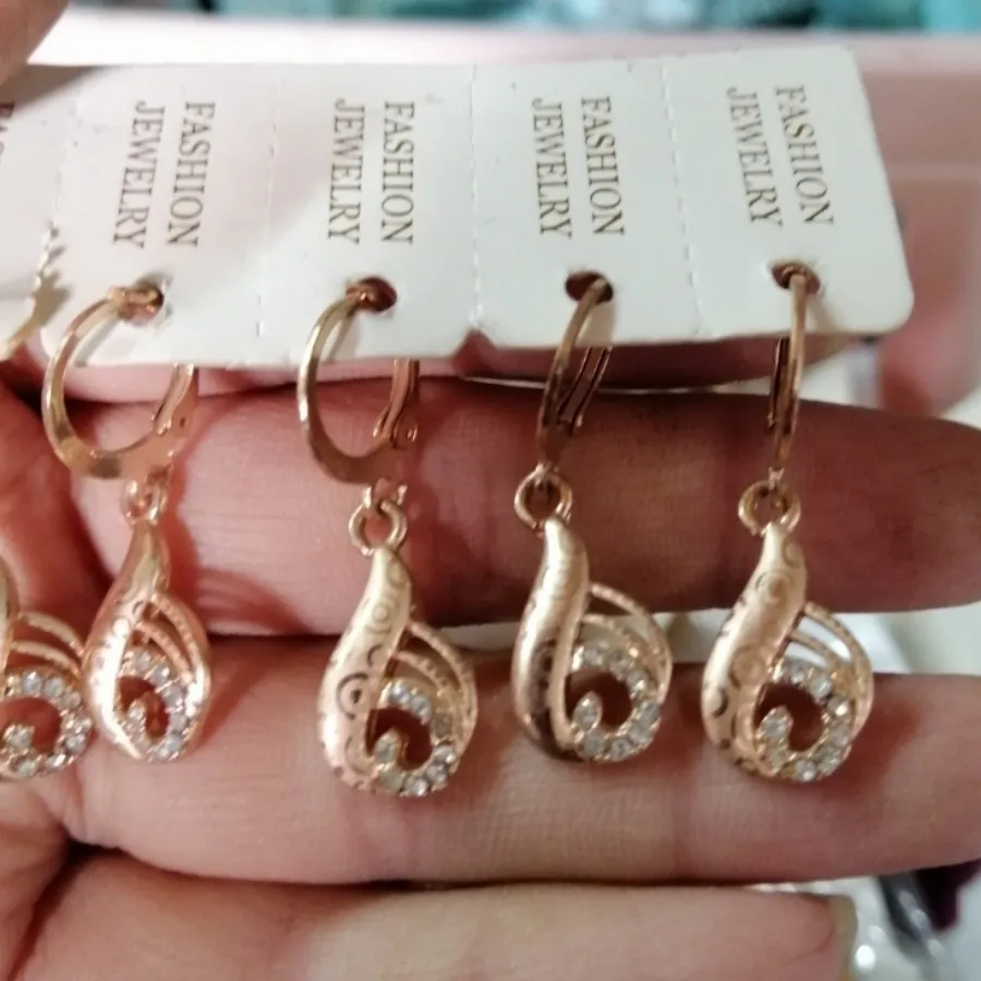 گوشواره ژوپینگ