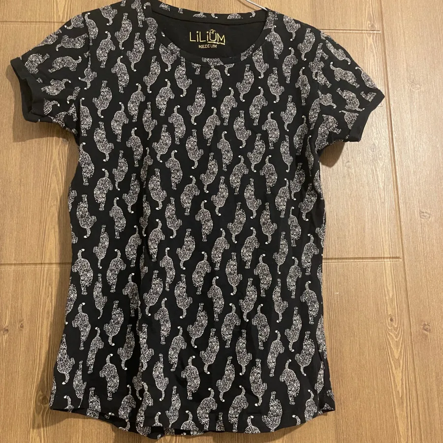 تی شرت خارجی نخی