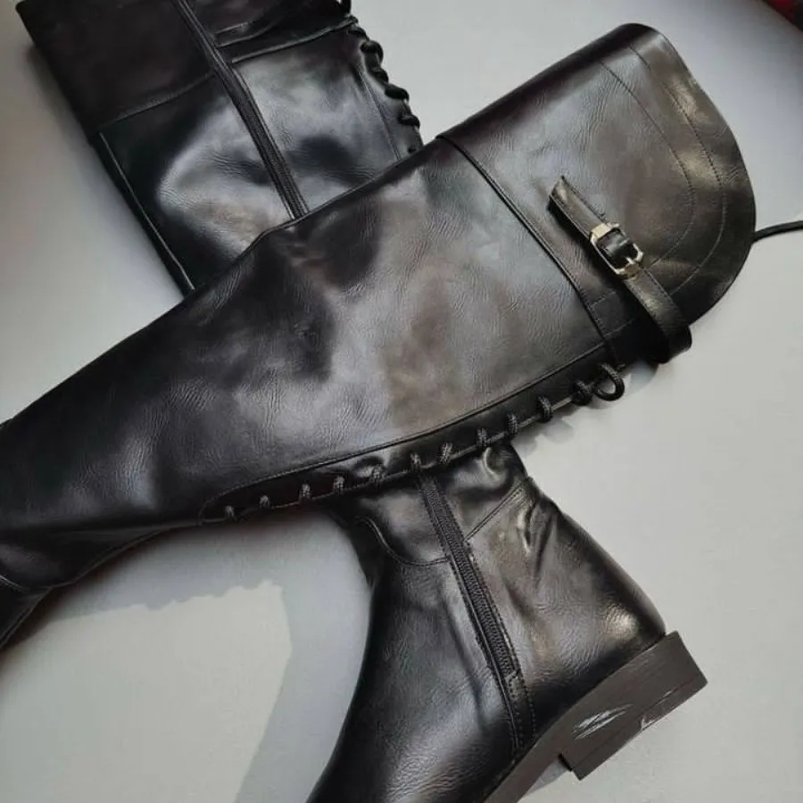 چکمه تا بالای زانو