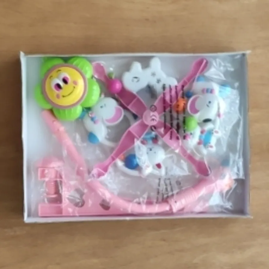 آویز موزیکال تخت نوزاد