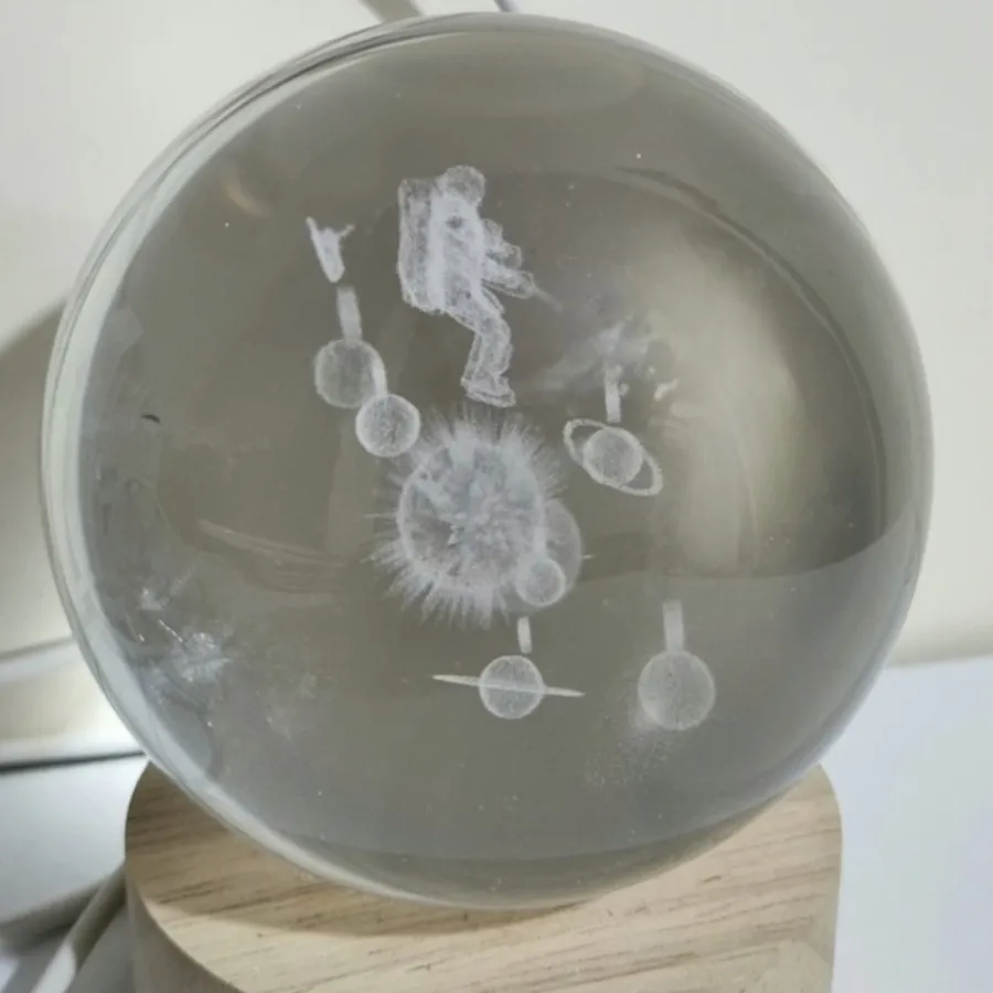 چراغ خواب گوی شیشه ای