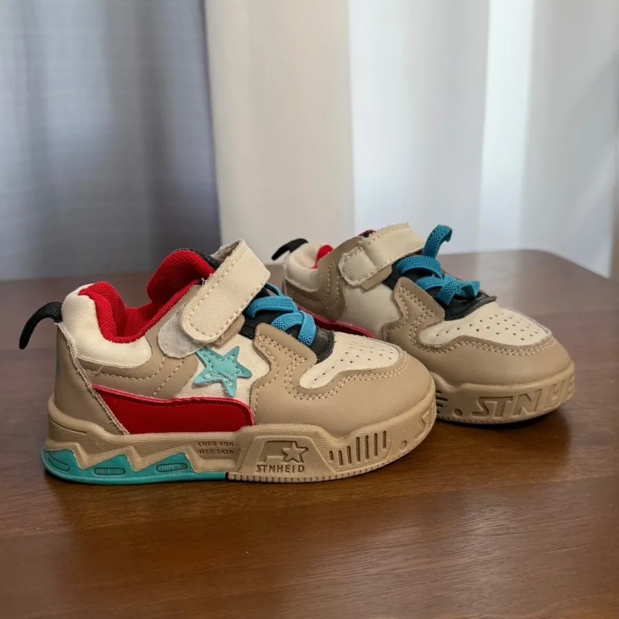 کتونی بچگانه