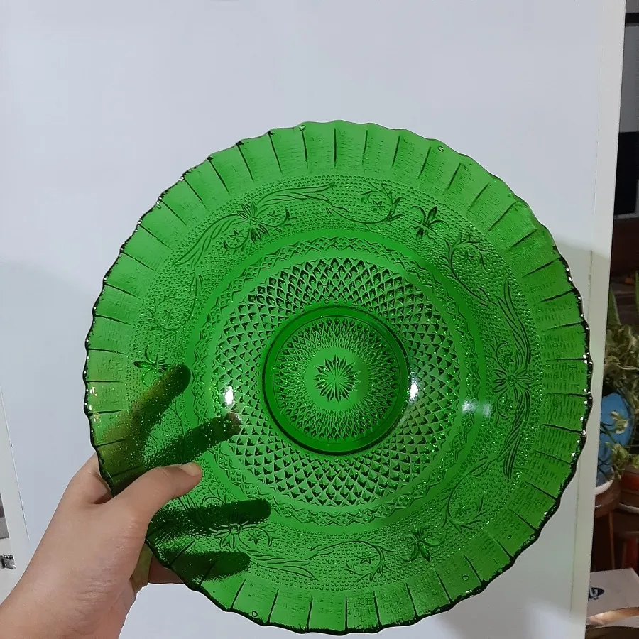 کاسه و بشقاب بزرگ